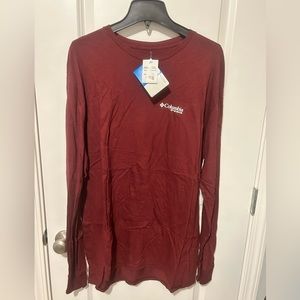 Men’s long sleeve Columbia T shirt size XL Like new